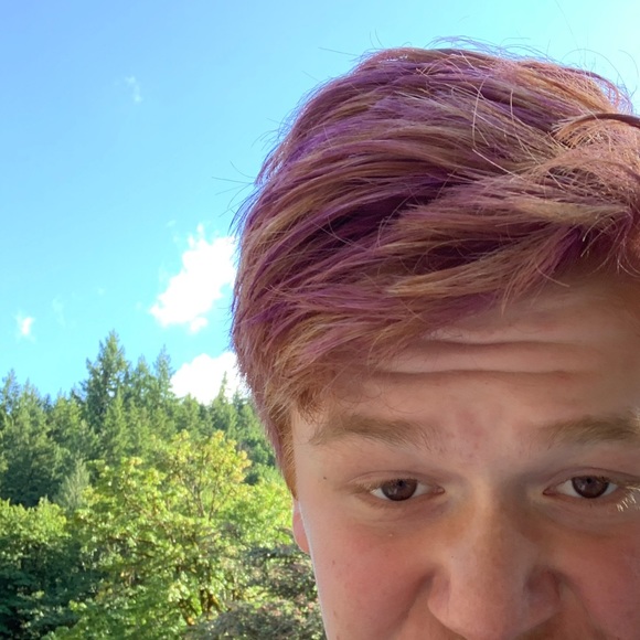 Meet your Posher, Andrew - Picture 1 of 1